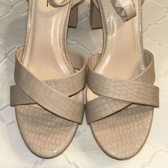 Lulu’s Light Nude Crocodile-Embossed Ankle Strap Heels(Size 11) - Picture 8 of 9